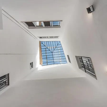 Le Petit Palue Sevilla Affittacamere *