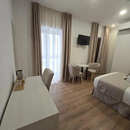 Le Petit Palue Sevilla Affittacamere