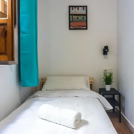Le Petit Palue Guest house Seville